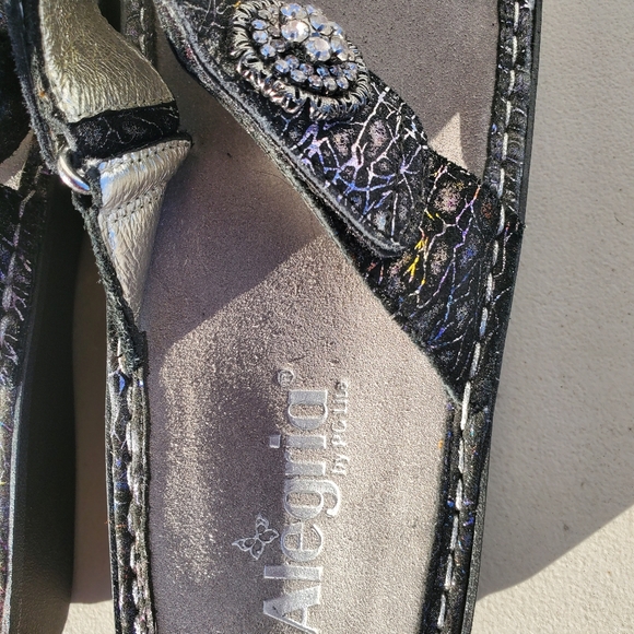 Like New Alegria "Carina" Women's Sandals - Picture 3 of 12